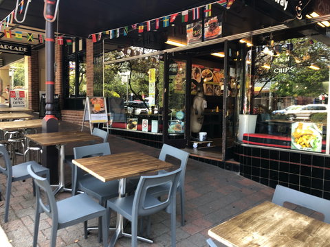 Loaves And Dishes Cafe - Stayed 1