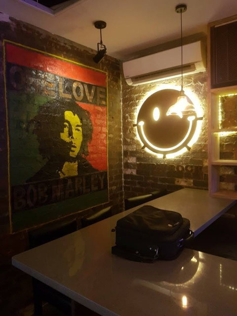 Old School Bar & Cafe - Stayed 0