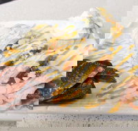 Zeit with Zaytoon - Stayed