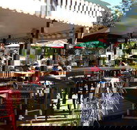 Cafe Clunes - Stayed