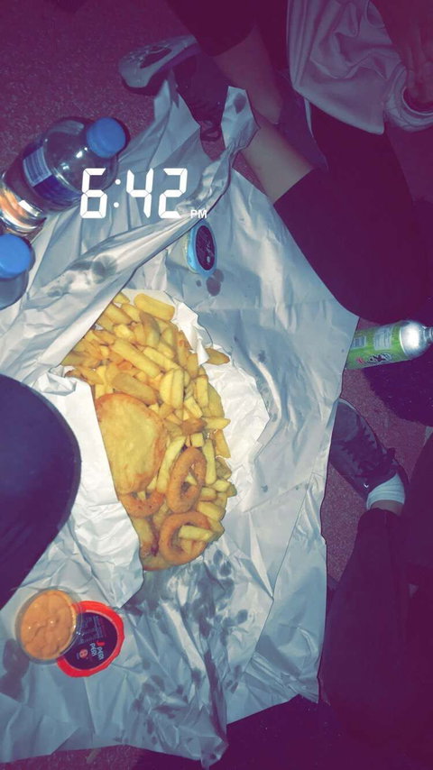 Sharks Tail Fish & Chippery - Stayed 0