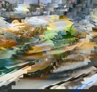 Cafe McKels - Stayed