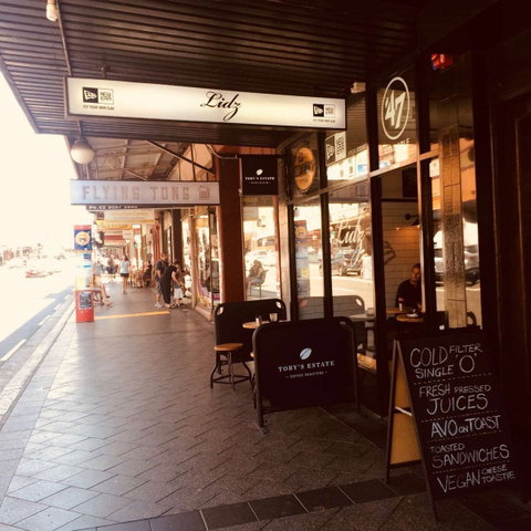 Lidz Caps And Coffee - Stayed 0