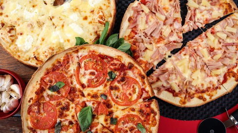 Pizza Pitt - Lynwood Country Club - Stays Accommodation 0