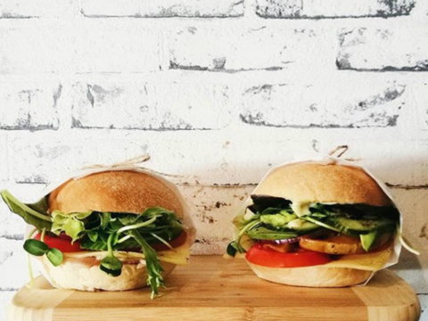 Dragonfly Cafe - Stayed 1