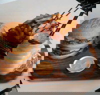 New York Minute - Thornbury - Stayed