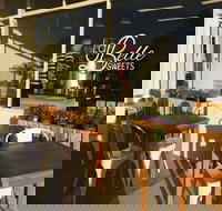 La Belle Patisserie - Stayed