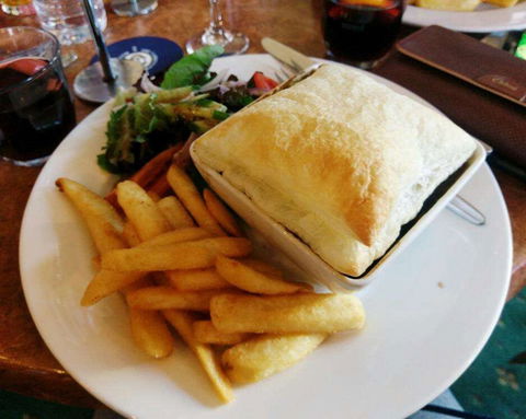 Old City Bank Bar And Brasserie - Stays Accommodation 0