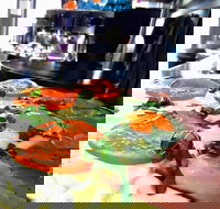 Steel  Grind - Stays Accommodation