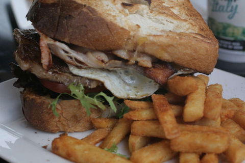 Oasis By The River Restaurant & Cafe - Stayed 0