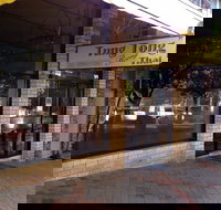 Tung Tong Roong Thai