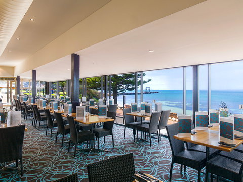 Zone Restaurant - Stayed 0