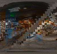 Eggshellent - Stayed