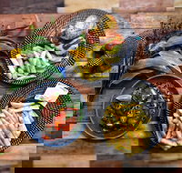 Outback Trek Cafe - Temporarily Closed Due to COVID-19 - Stays Accommodation