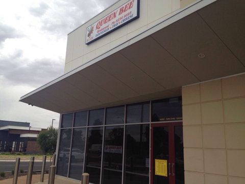 Queen Bee - Stayed 0