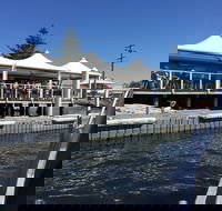 Tea Gardens Boatshed - Stays Accommodation