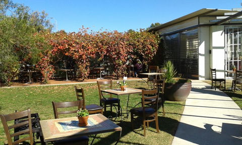 Riverbank Of Queanbeyan Cafe - Stays Accommodation 1
