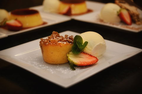 Roundhouse Restaurant - Stays Accommodation 2