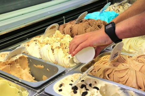 Frost Bite Stone Cold Ice Creamery - Stayed 0