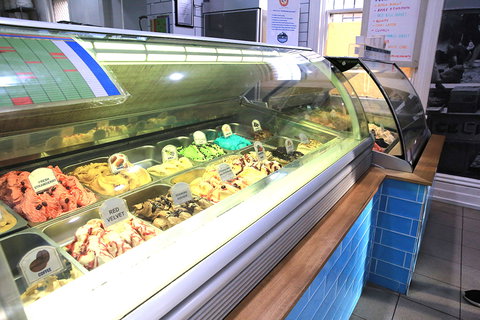 Frost Bite Stone Cold Ice Creamery - Stayed 1