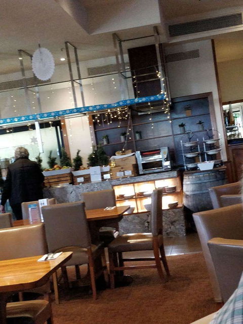Links Restaurant - Stays Accommodation 0