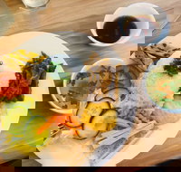 Chilli 'n' Chive - Stayed