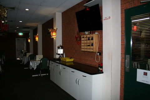 Dragon Phoenix Restaurant - Stays Accommodation 1