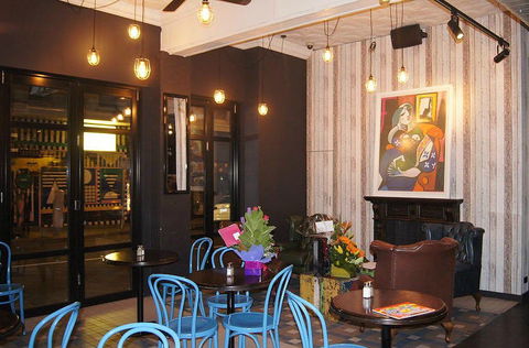 Matts Bar - Stays Accommodation 0