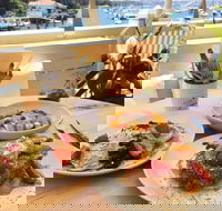 Foys Kirribilli - The Sydney Flying Squadron - Stayed