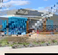 The Shore Cafe - Stayed