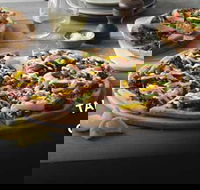 Crust Gourmet Pizza Bar - Belmont - Stayed