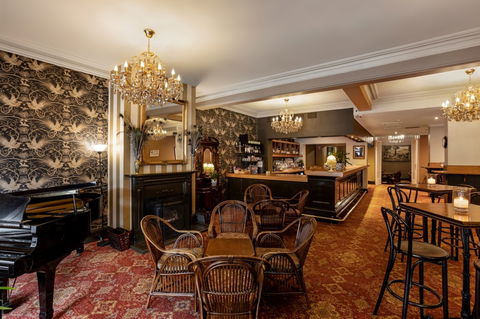 The Orient Bar & Dining Room - Stayed 0