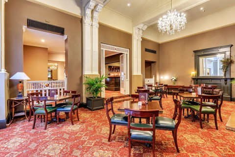 The Orient Bar & Dining Room - Stayed 2