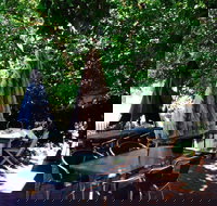 The Coffee Hut - Stayed