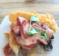 Entice Food  Wine - Stays Accommodation