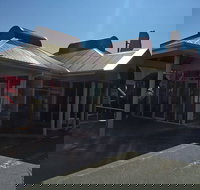 Monbulk Charcoal Chicken - Stayed