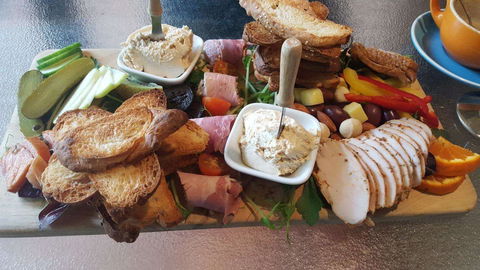 Holy Smoke Gourmet Food Shop - Stayed 0