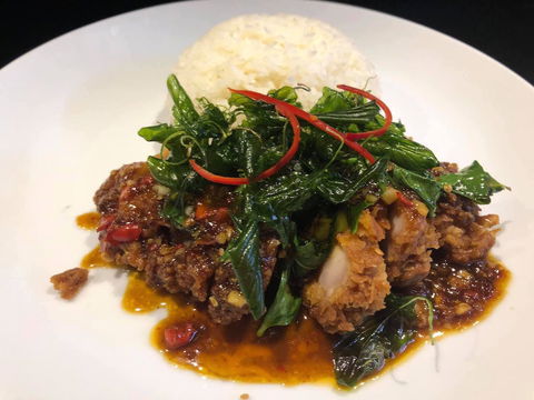 Thonglor Thai Eatery - Stays Accommodation 0