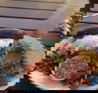 Hardware Cafe - Stayed