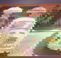 Single Fin Canteen and Goods - Stayed