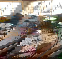 Bayview Cafe - Stayed