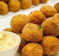 Torng Bai Thai Restaurant - Stayed