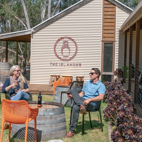 Islander Estate Vineyards - Stays Accommodation 2