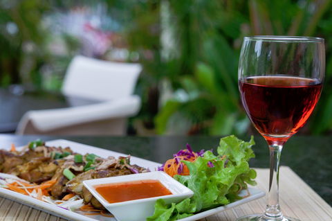 KB Thai - Stays Accommodation 1