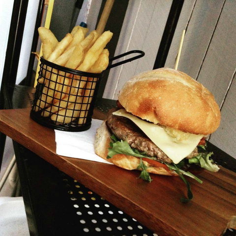 Rocco's Cafe - Stayed 0