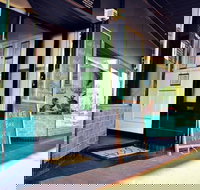 The Unicorn Bar - Stayed