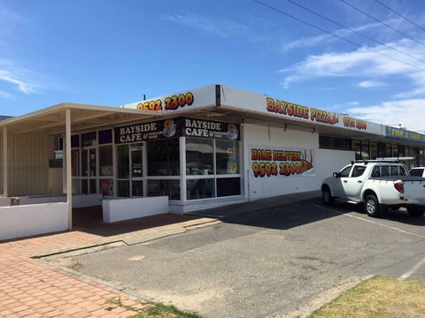 Bayside Pizza - Stays Accommodation 0
