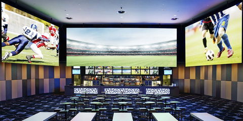 Crown Sports Bar - Stayed 0