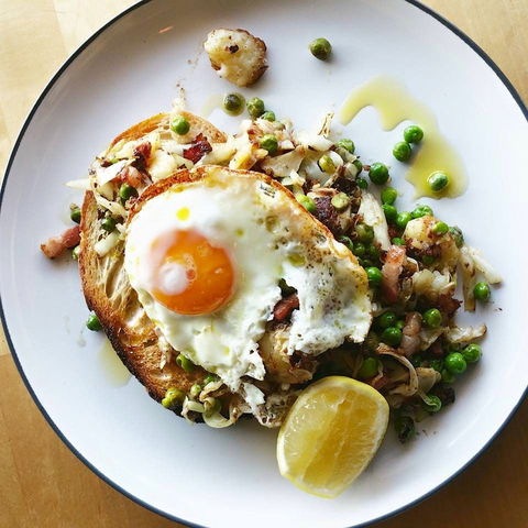 Blackwall Cafe - Stays Accommodation 0