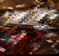 Dennys Kitchen - Stays Accommodation
